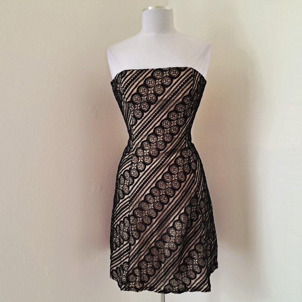 Shoshanna Women's Mini Lining  Lace Strapless Dress black/cream Size 4